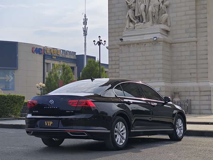 Фото 9 - Volkswagen Magotan