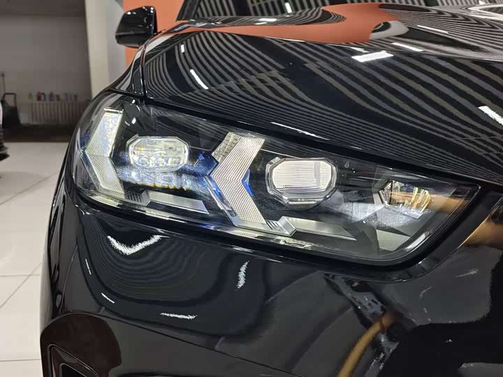 Фото 13 - BMW X5