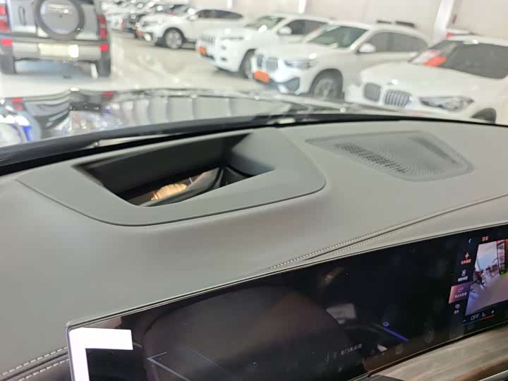 Фото 16 - BMW X5