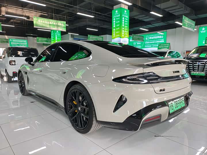 Фото 7 - Xiaomi SU7