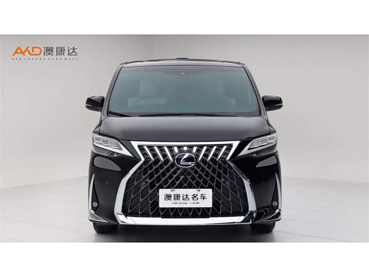 Фото 2 - Lexus LM