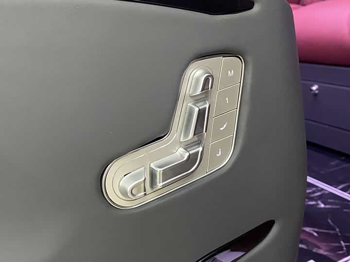 Фото 11 - Mercedes-Benz Vito