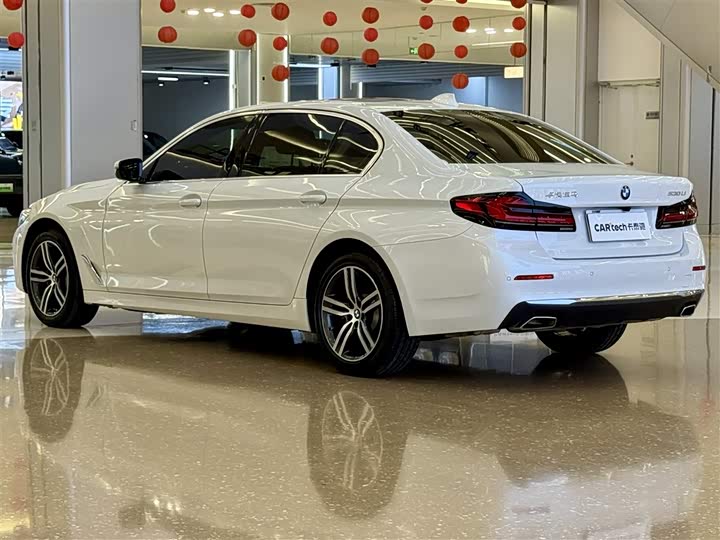 Фото 7 - BMW 5 Series