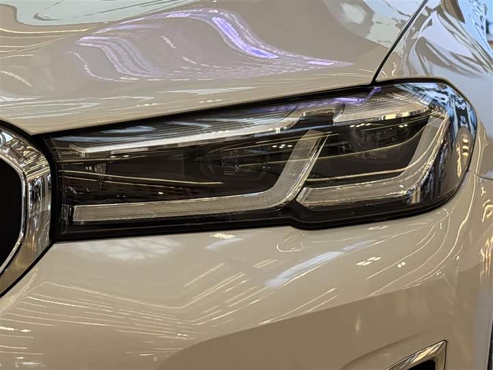 Фото 9 - BMW 5 Series