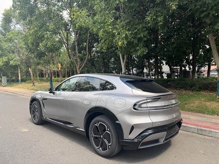 Фото 6 - Xiaomi YU7