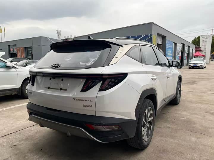 Фото 4 - Hyundai Tucson L