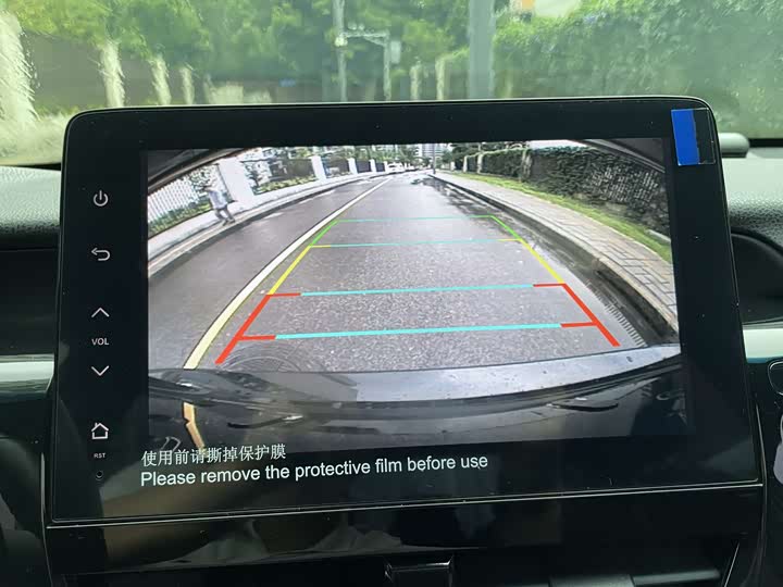 Фото 11 - Toyota Camry