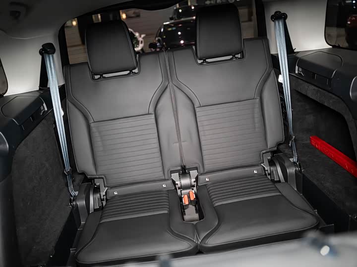 Фото 17 - Land Rover Discovery