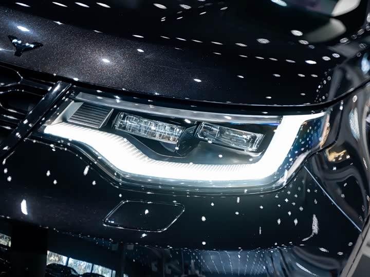 Фото 8 - Land Rover Discovery