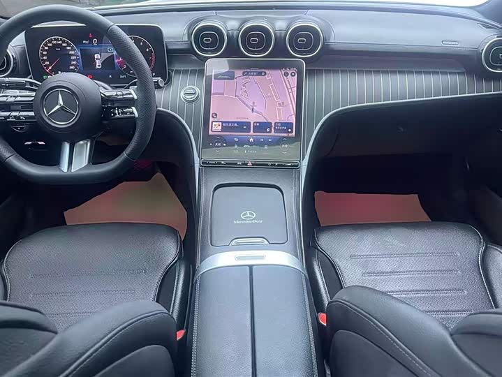 Фото 10 - Mercedes-Benz C-Class