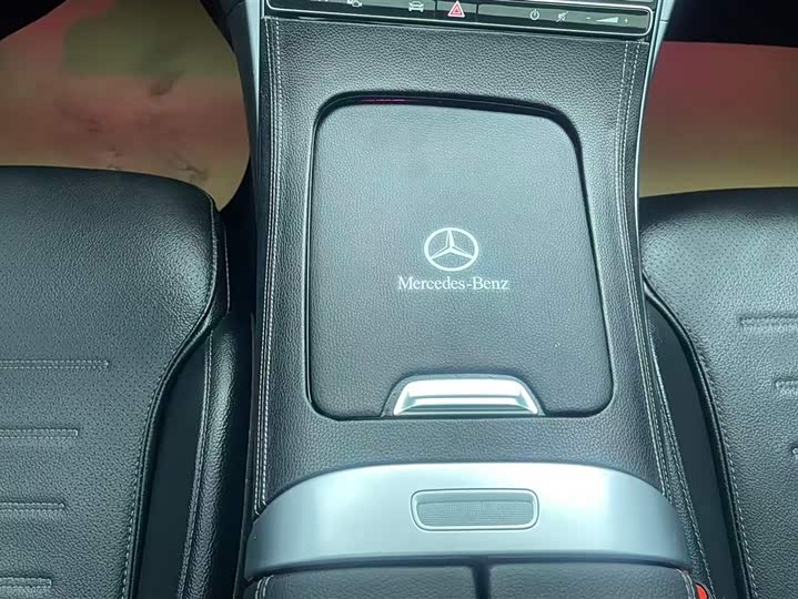 Фото 15 - Mercedes-Benz C-Class