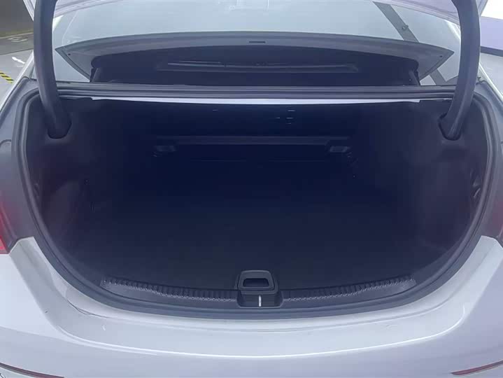 Фото 20 - Mercedes-Benz C-Class