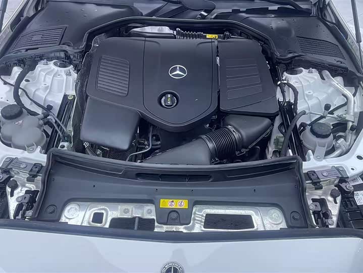 Фото 21 - Mercedes-Benz C-Class