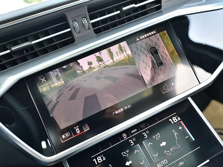 Фото 14 - Audi A6L