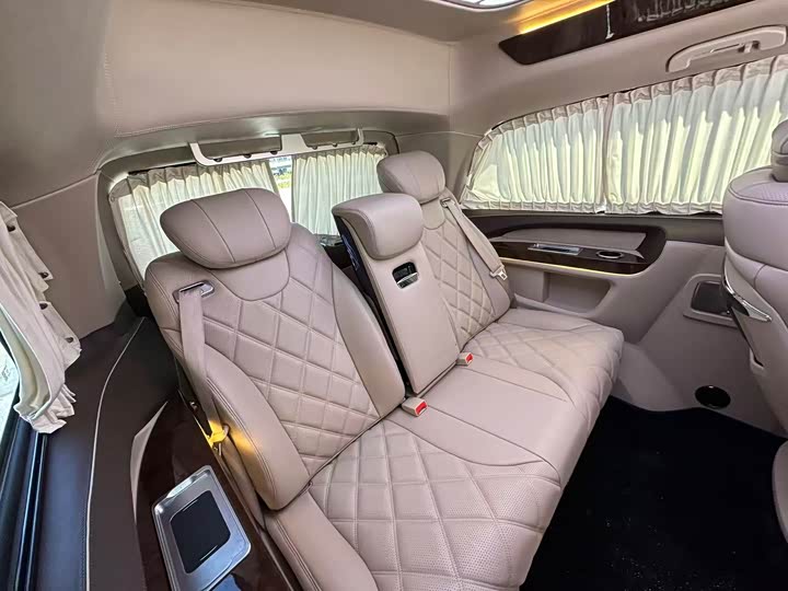 Фото 11 - Mercedes-Benz Vito