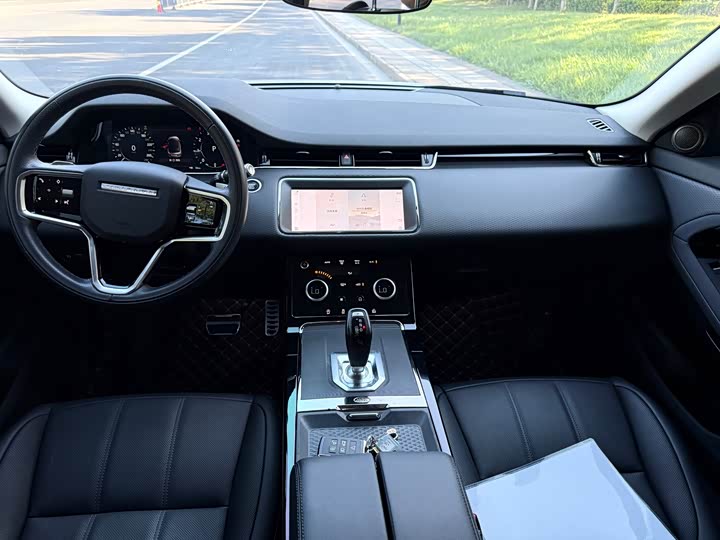 Фото 10 - Land Rover Range Rover Evoque L