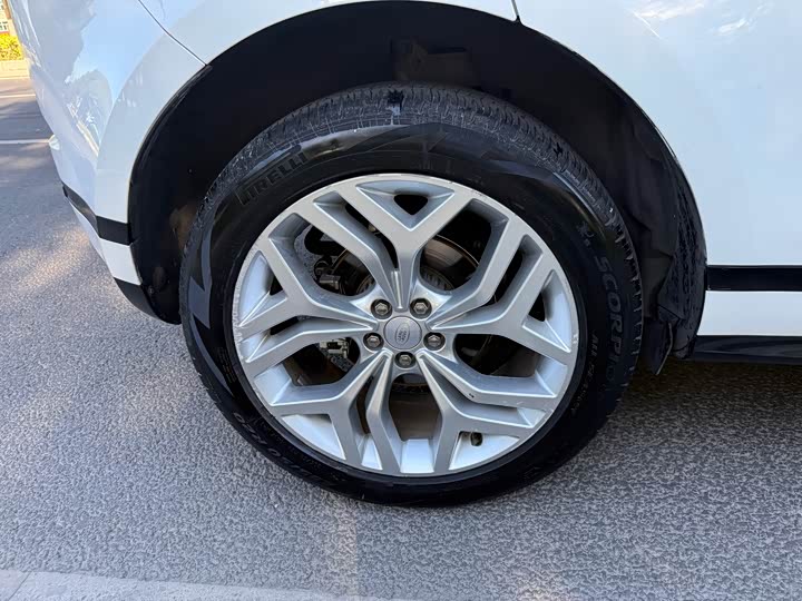 Фото 4 - Land Rover Range Rover Evoque L