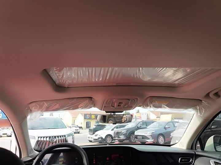 Фото 18 - Roewe D7