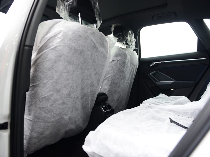 Фото 14 - Audi Q3