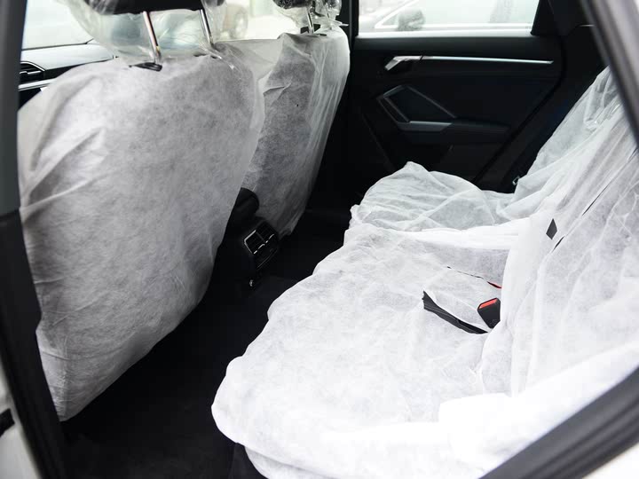 Фото 19 - Audi Q3