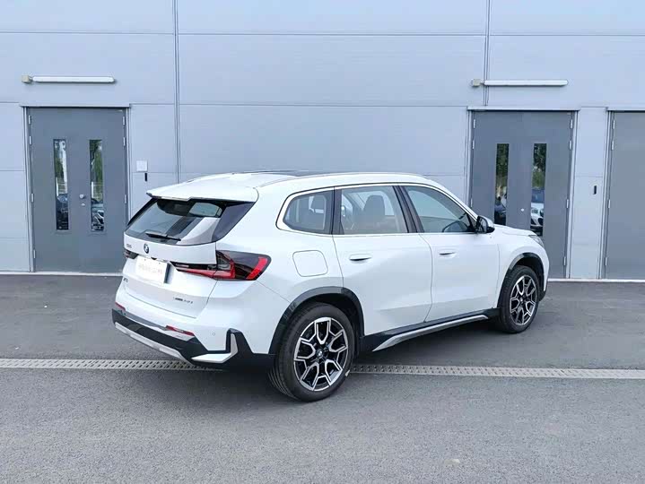 Фото 5 - BMW X1