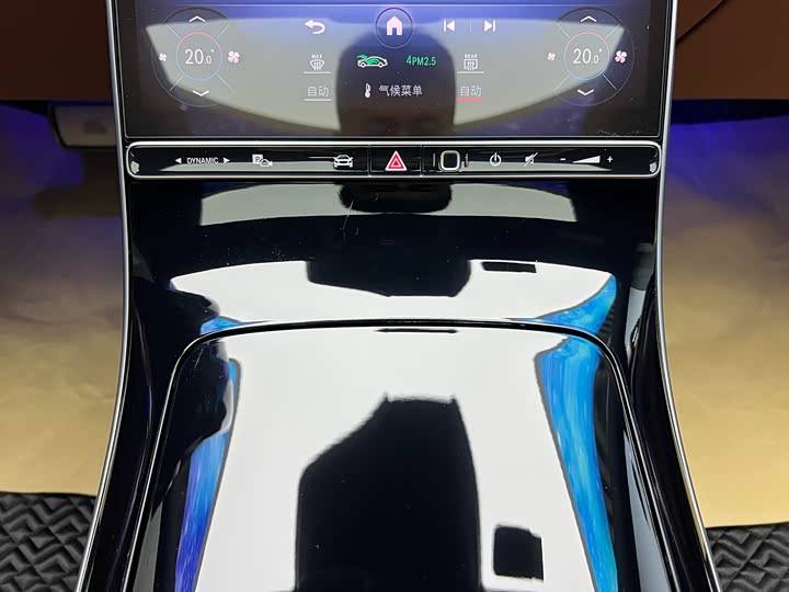 Фото 22 - Mercedes-Benz Maybach S-Class