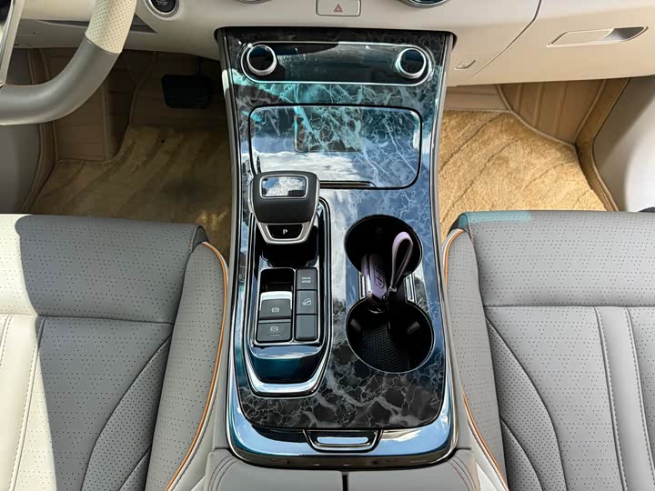 Фото 11 - Dongfeng Forthing Yacht