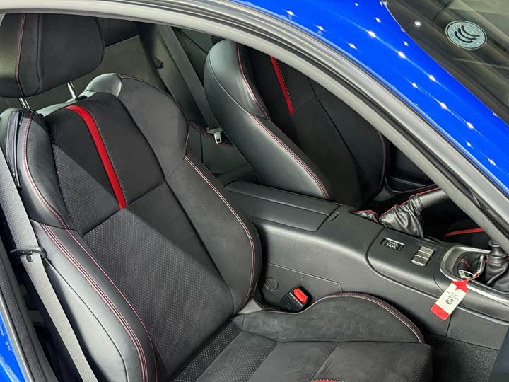 Фото 9 - Subaru BRZ