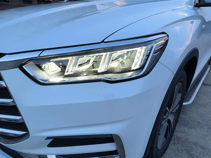 Фото 24 - BYD Song Pro