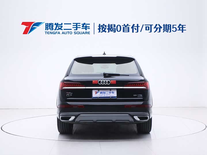 Фото 3 - Audi Q7