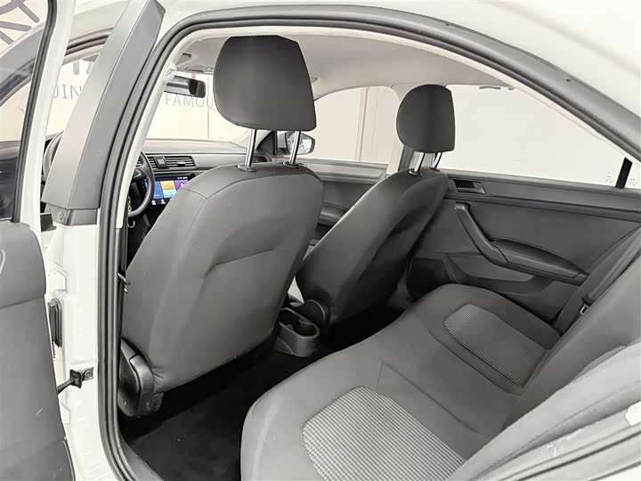 Фото 11 - Volkswagen Santana