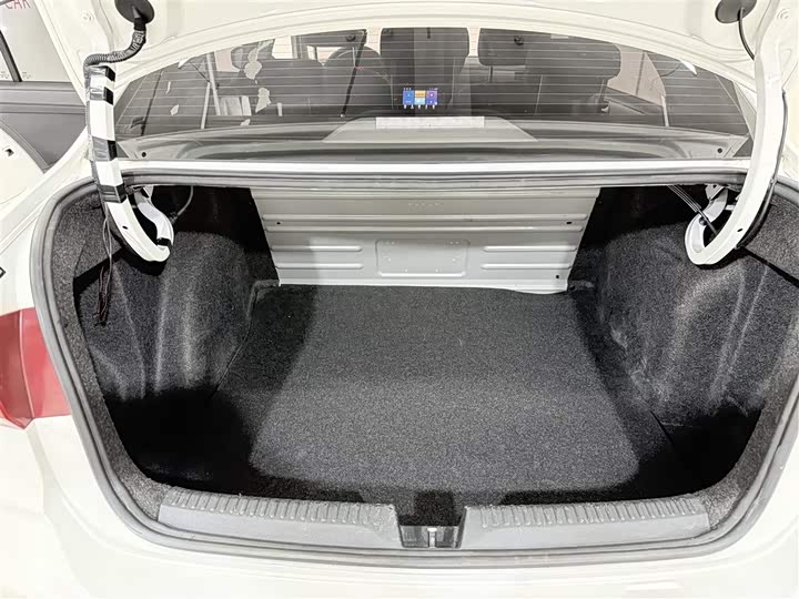 Фото 13 - Volkswagen Santana