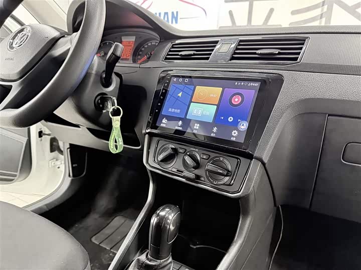 Фото 18 - Volkswagen Santana