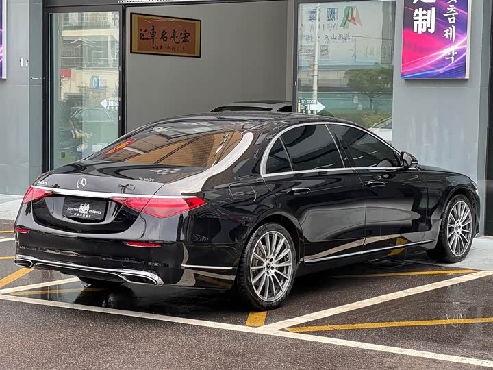 Фото 11 - Mercedes-Benz S-Class