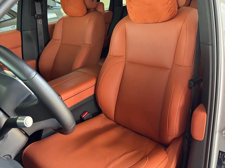 Фото 12 - LiXiang L6