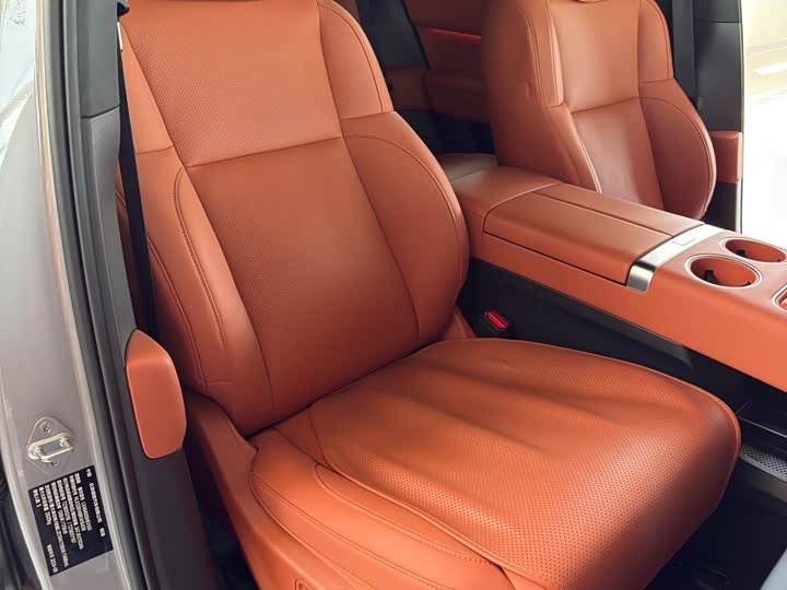 Фото 14 - LiXiang L6