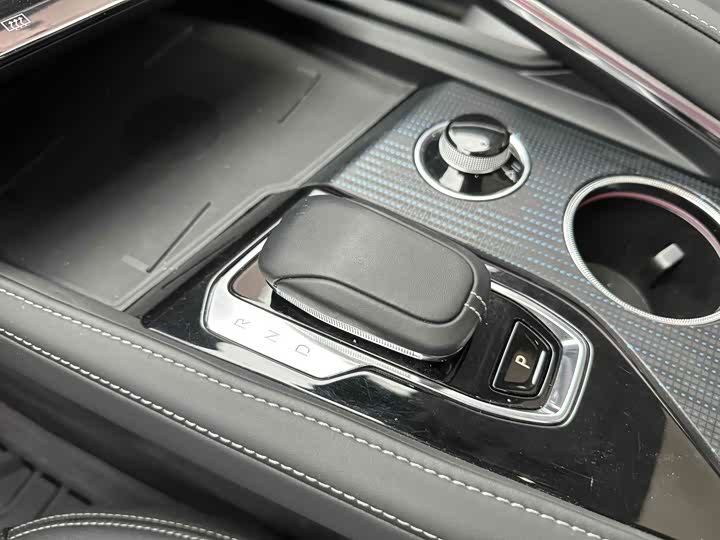 Фото 19 - Zeekr 001