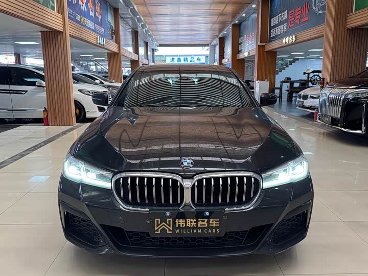 Фото 2 - BMW 5 Series