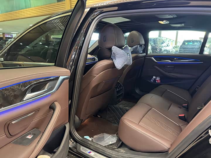 Фото 9 - BMW 5 Series