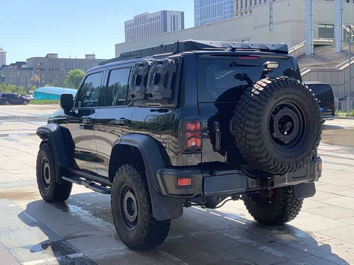 Фото 10 - Tank 300