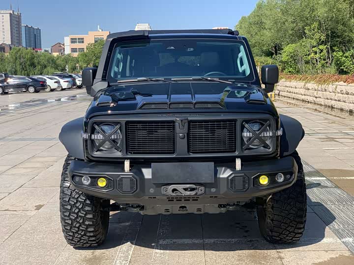 Фото 5 - Tank 300