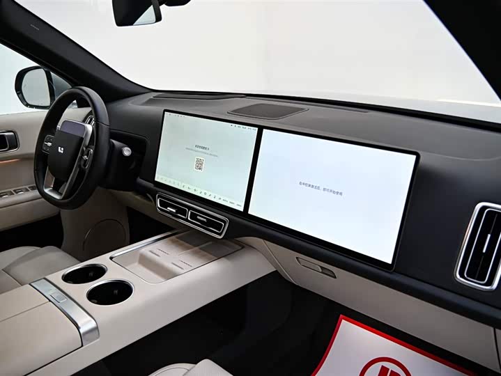 Фото 14 - LiXiang L9