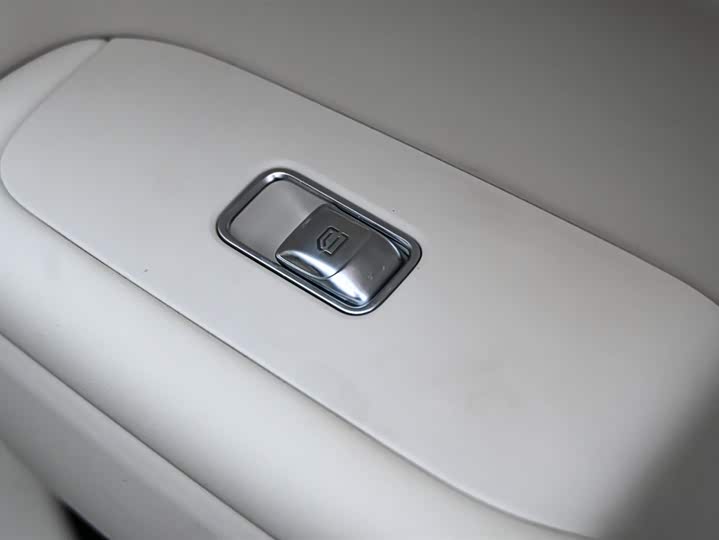 Фото 24 - LiXiang L9