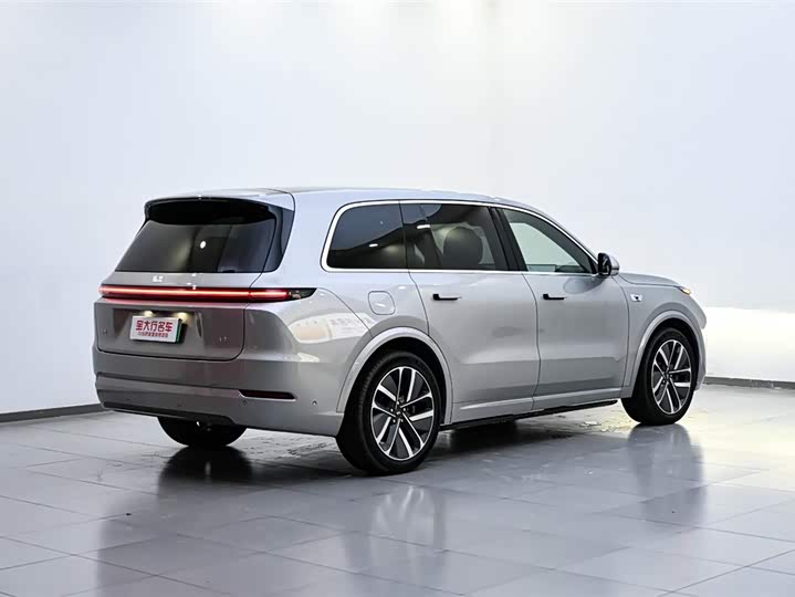 Фото 6 - LiXiang L9