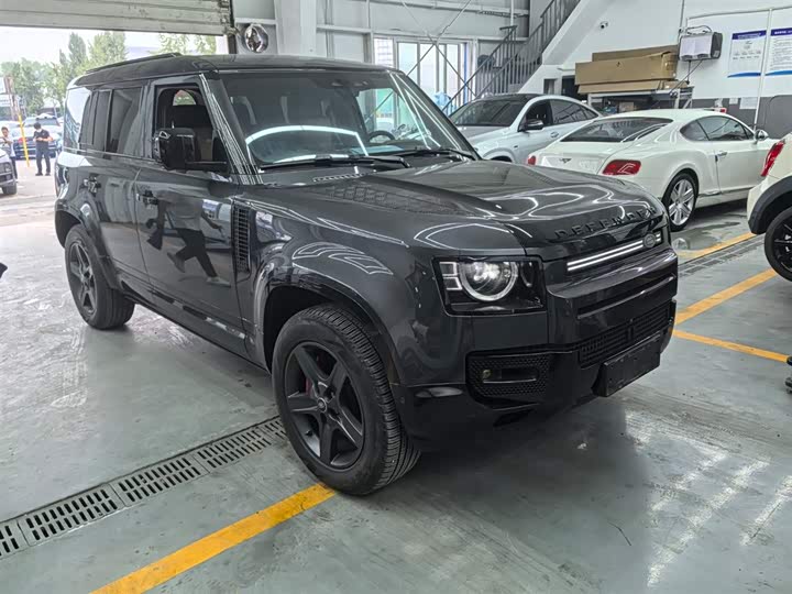 Фото 2 - Land Rover Defender