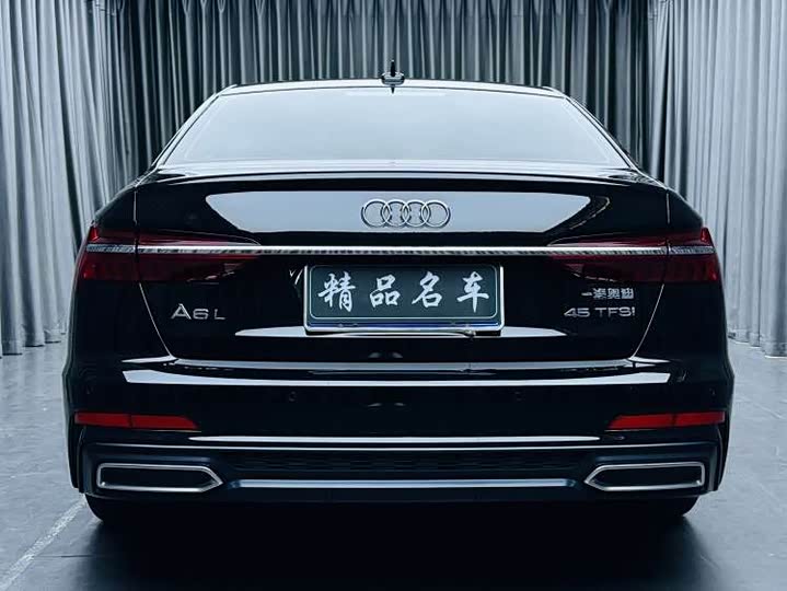 Фото 5 - Audi A6L