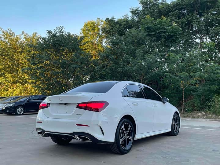 Фото 6 - Mercedes-Benz A-Class