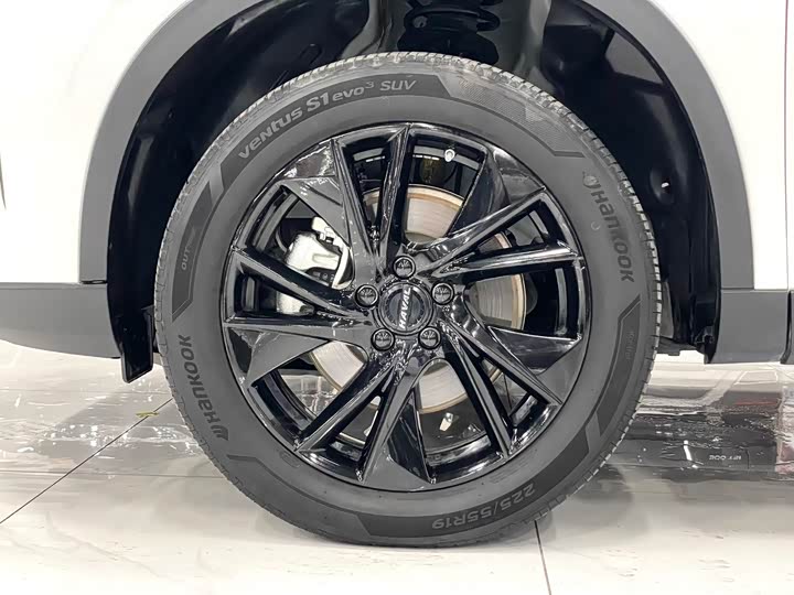 Фото 15 - Haval H6