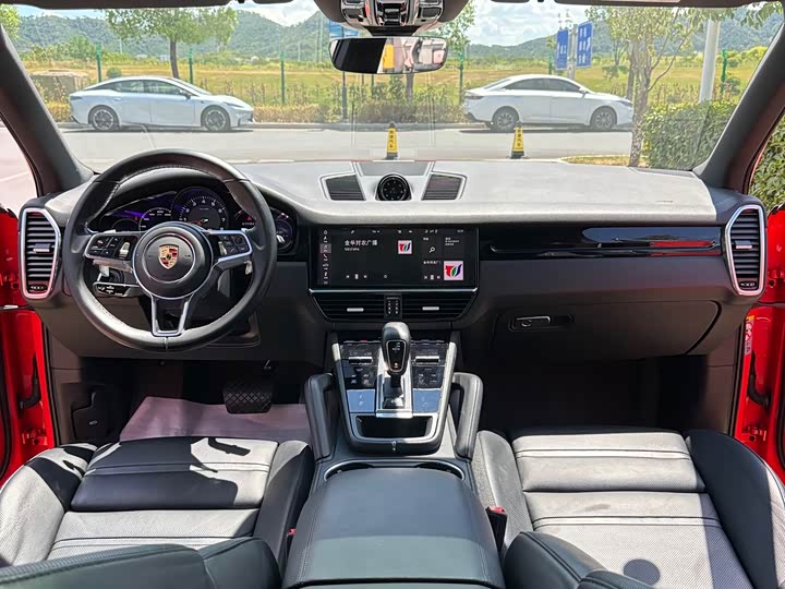 Фото 15 - Porsche Cayenne