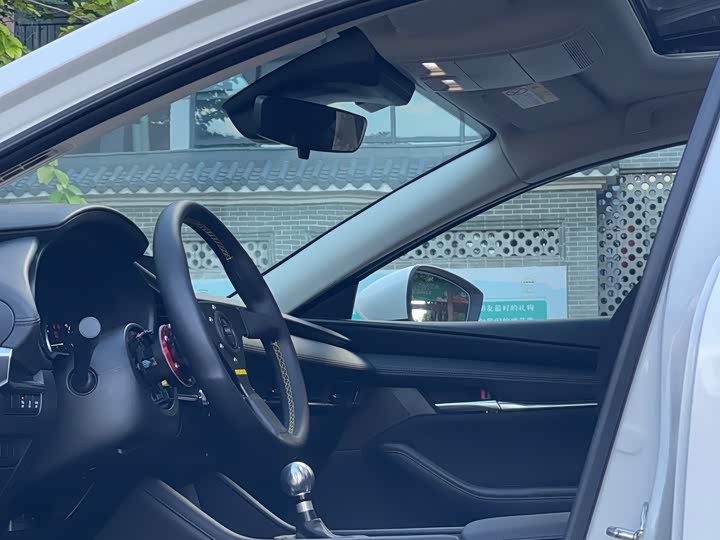 Фото 13 - Mazda 3 (Axela)